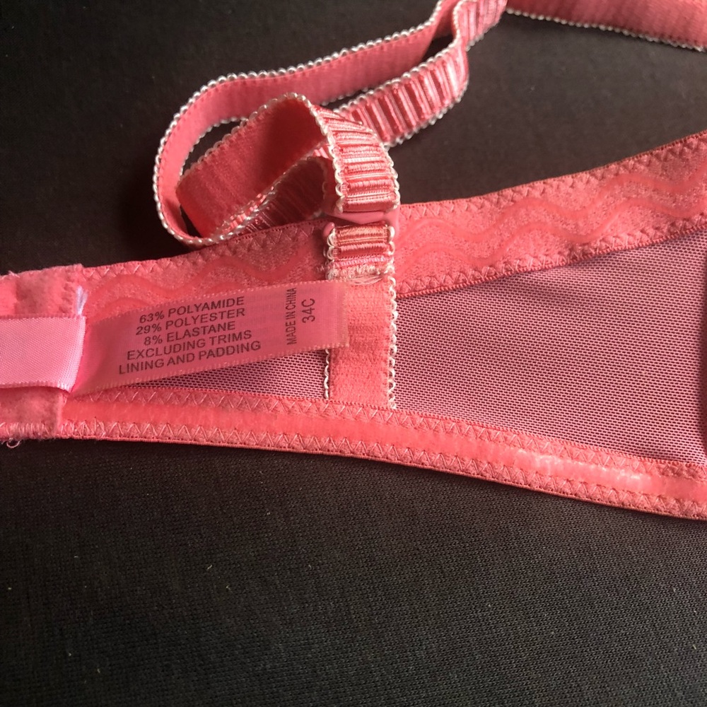 Pink Bra - Picture 5 of 8